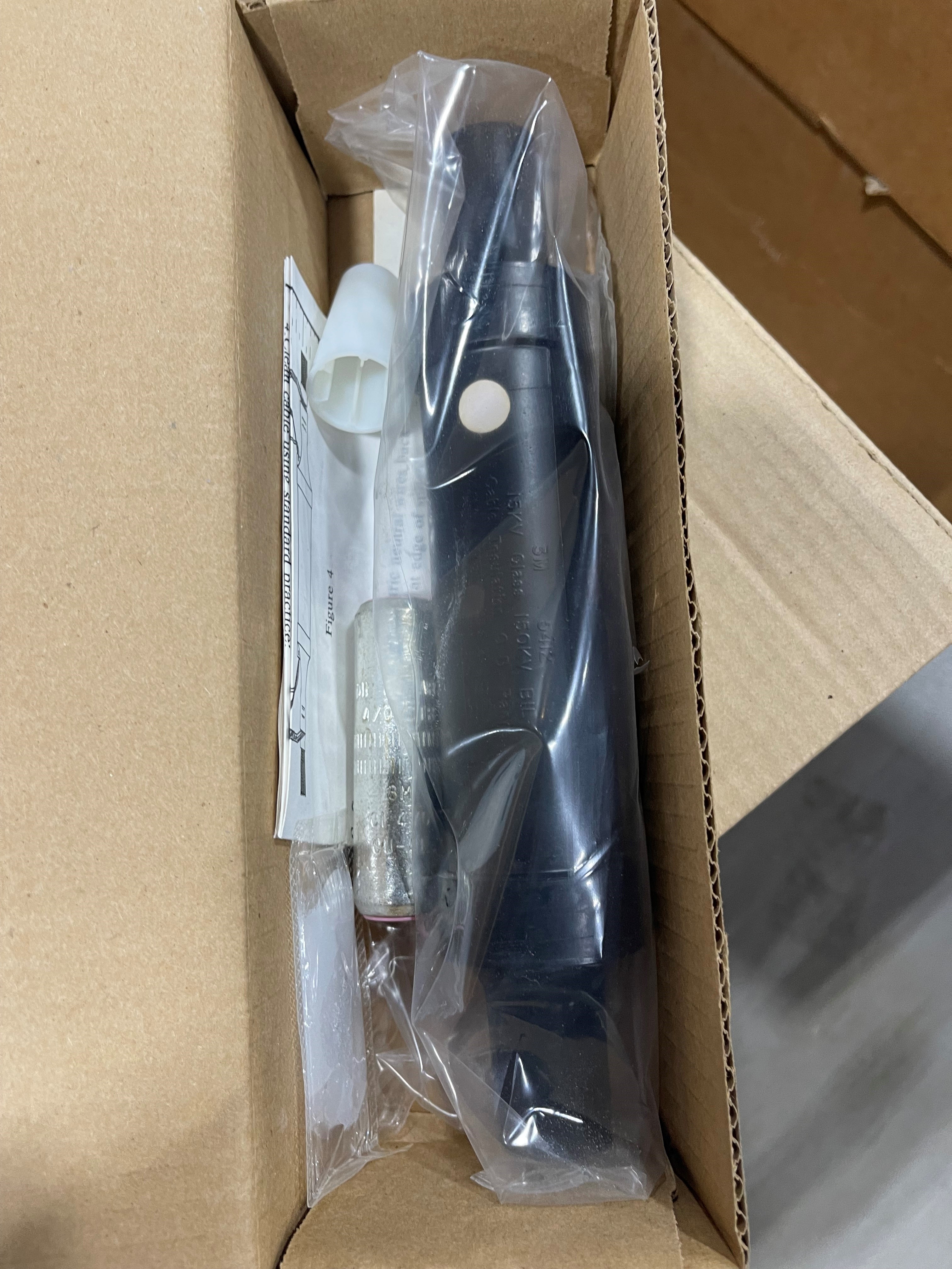 SPLICE, KIT PREMLD STR 200A 15KV NO.4/0